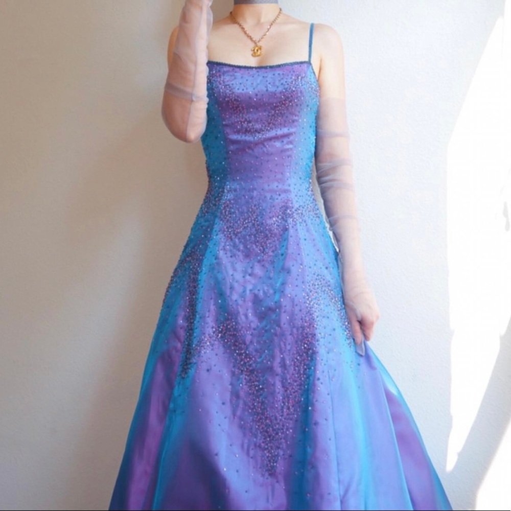 Beautiful Iridescent Blue and Purple Prom Dress